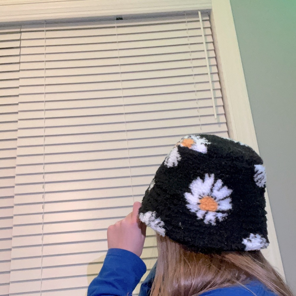 Sunflower bucket hat from Forever 21.